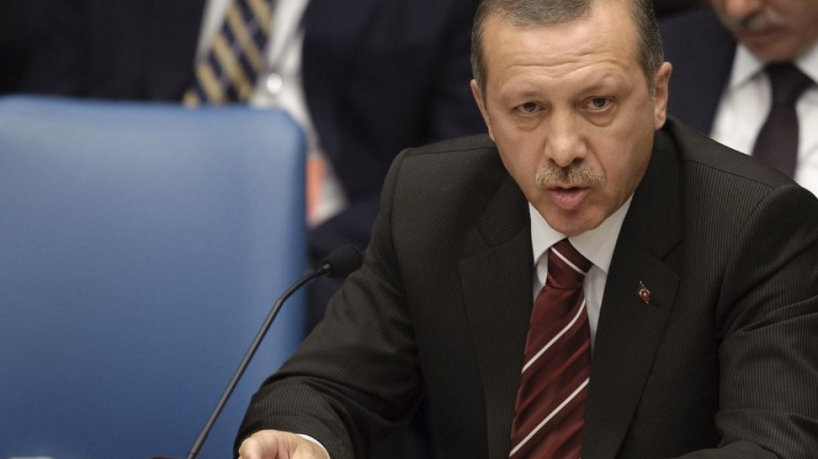 Ο Ερντογάν «επιστρατεύει» 6.000 Τούρκους για τον έλεγχο Twitter και Facebook